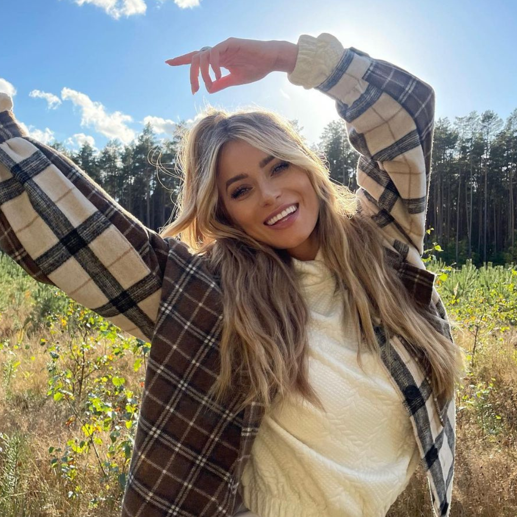 Marcelina Zawadzka oszalała na punkcie tej kurtki. Koszulowe modele królują na liście bestsellerów